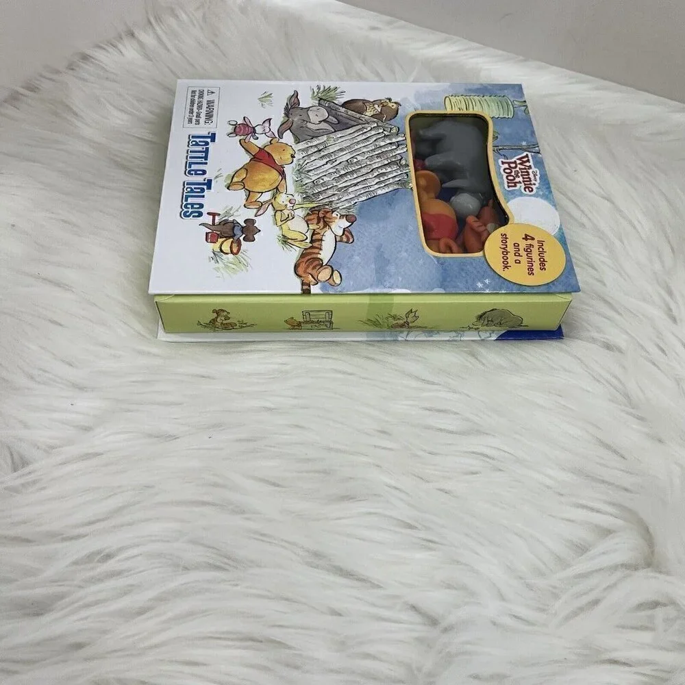 NEW DISNEY Winnie The Pooh Tattle Tales Includes 4 Figures Storybook Tigger
